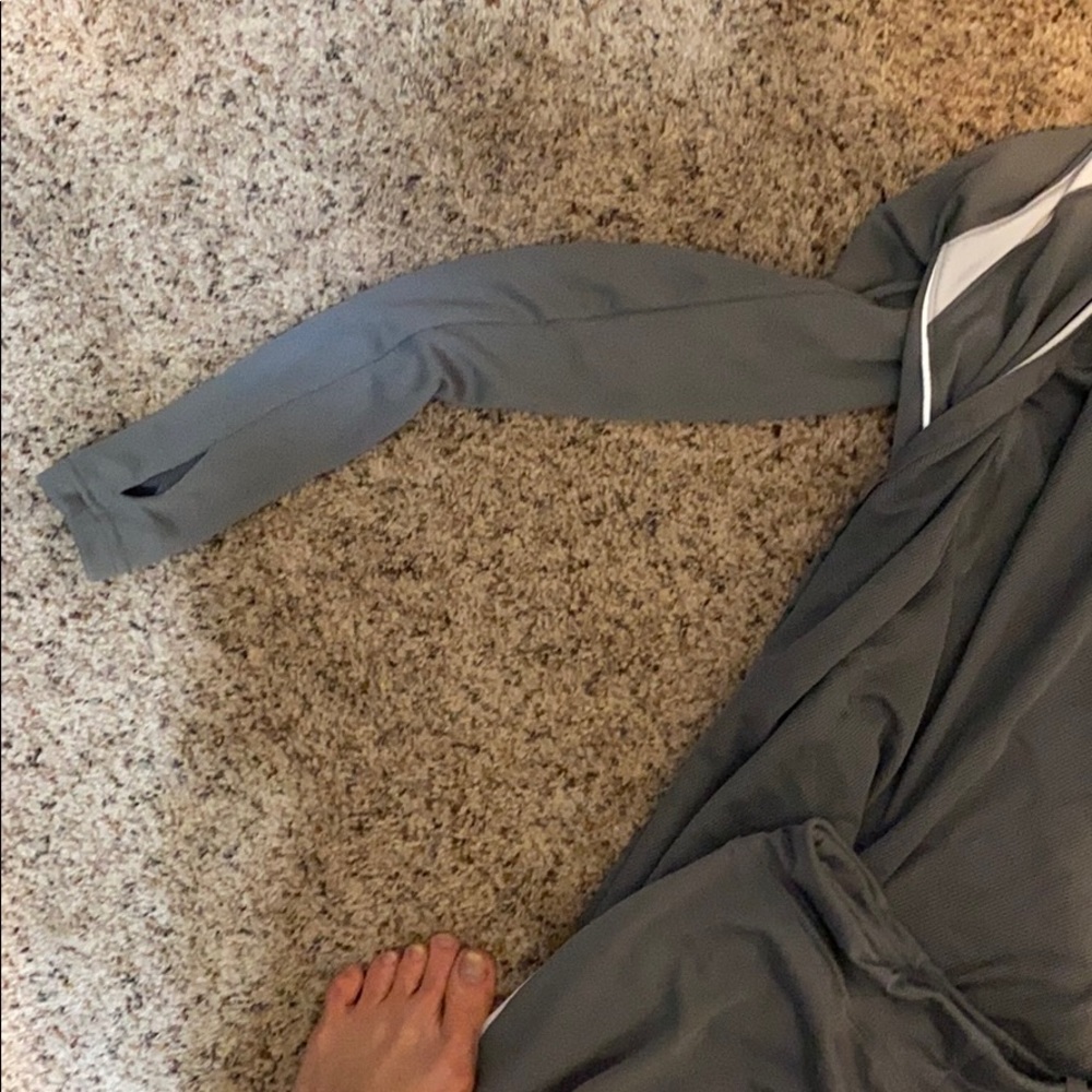 Workout suit - Picture 4 of 5